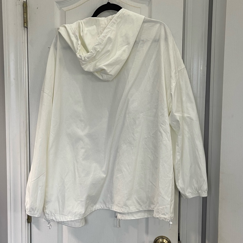 AEO white jacket - Picture 3 of 3